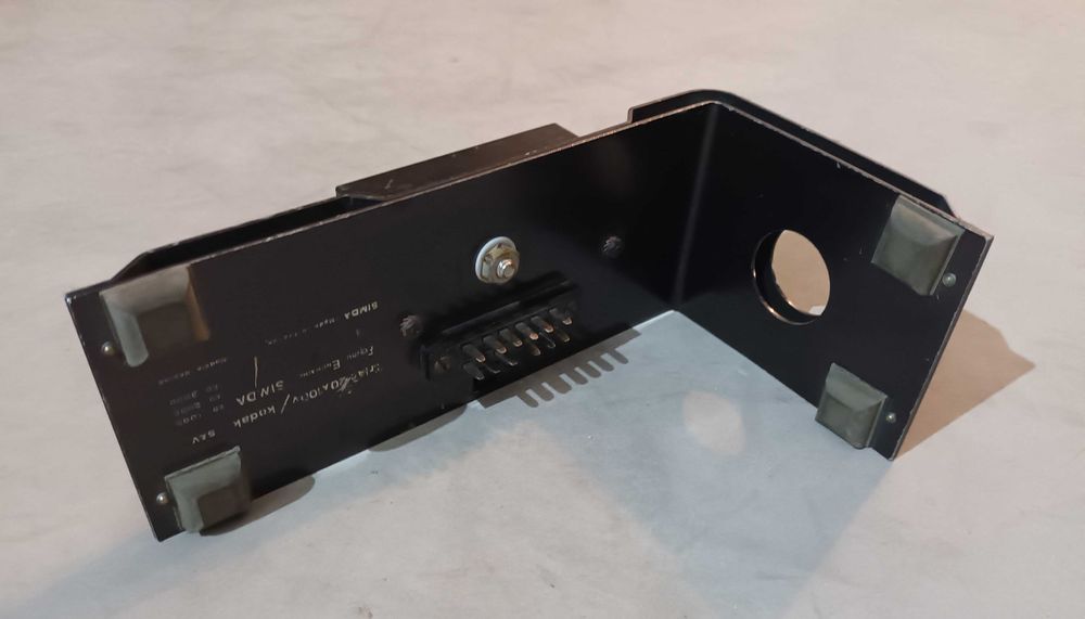 Триак  100V  20A  с радиатор