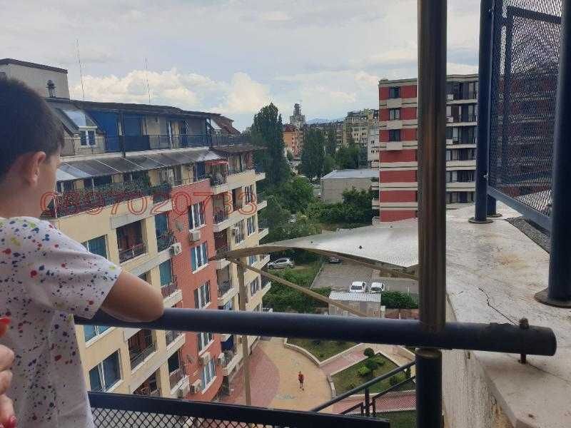 Давам под наем 2-стаен апартамент