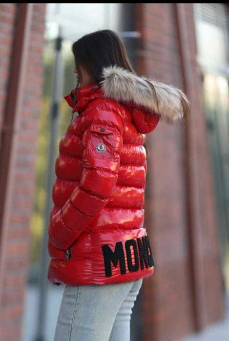 Geaca dama noi cu eticheta Gucci prada moschino