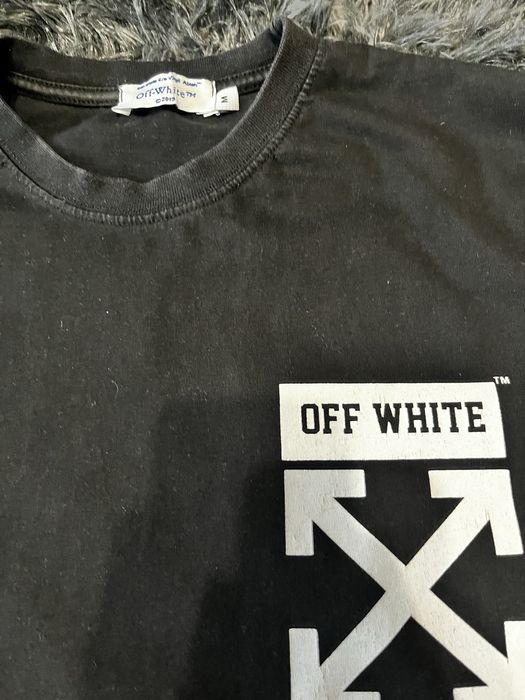 tricou off white aproape nou