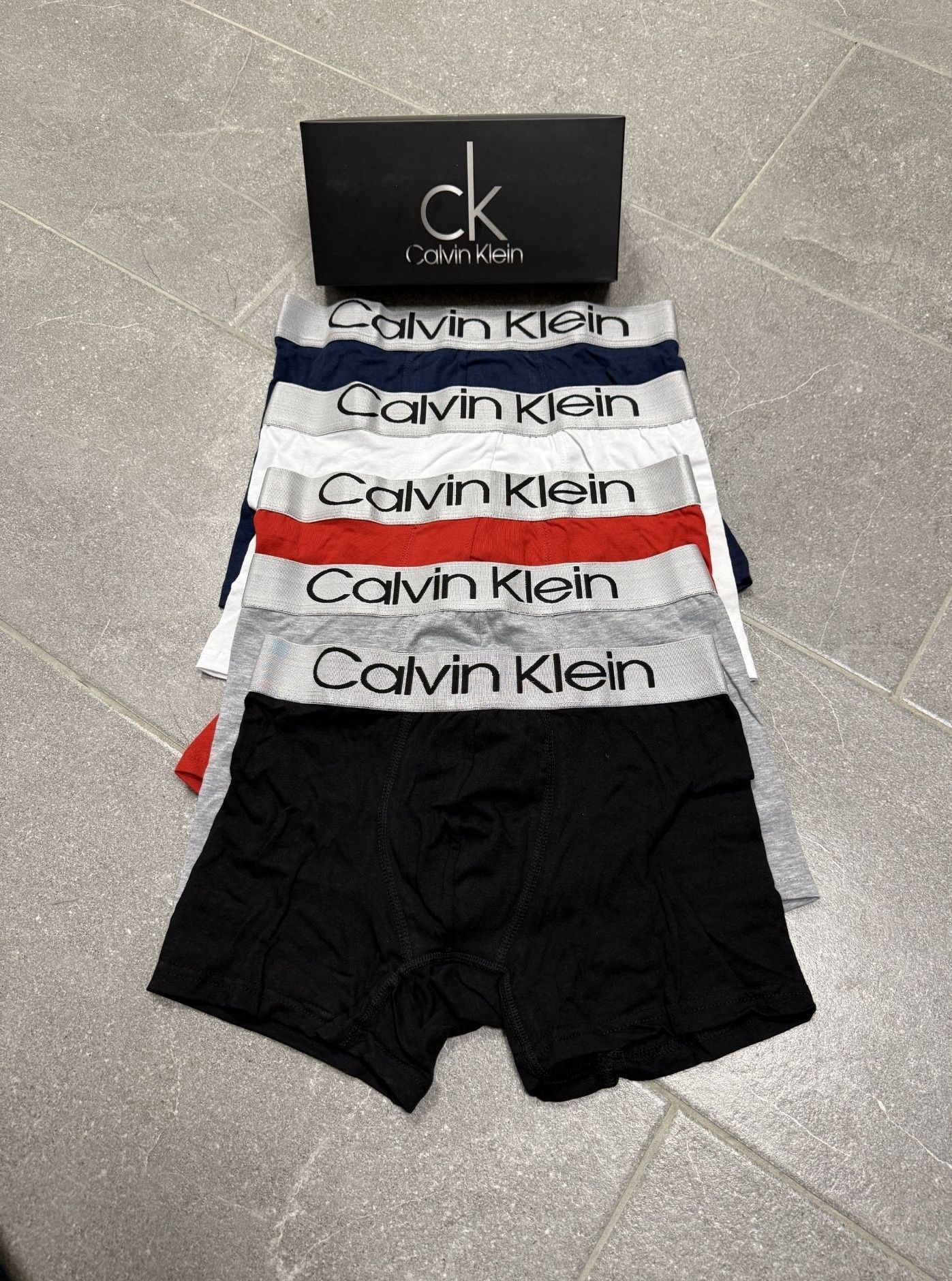 Set 5 perechi boxeri Calvin Klein - 100% bumbac