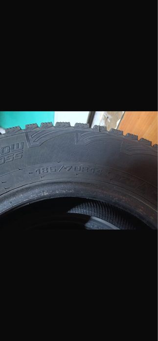 Зимние резины комплект 185/70 диаметор 14