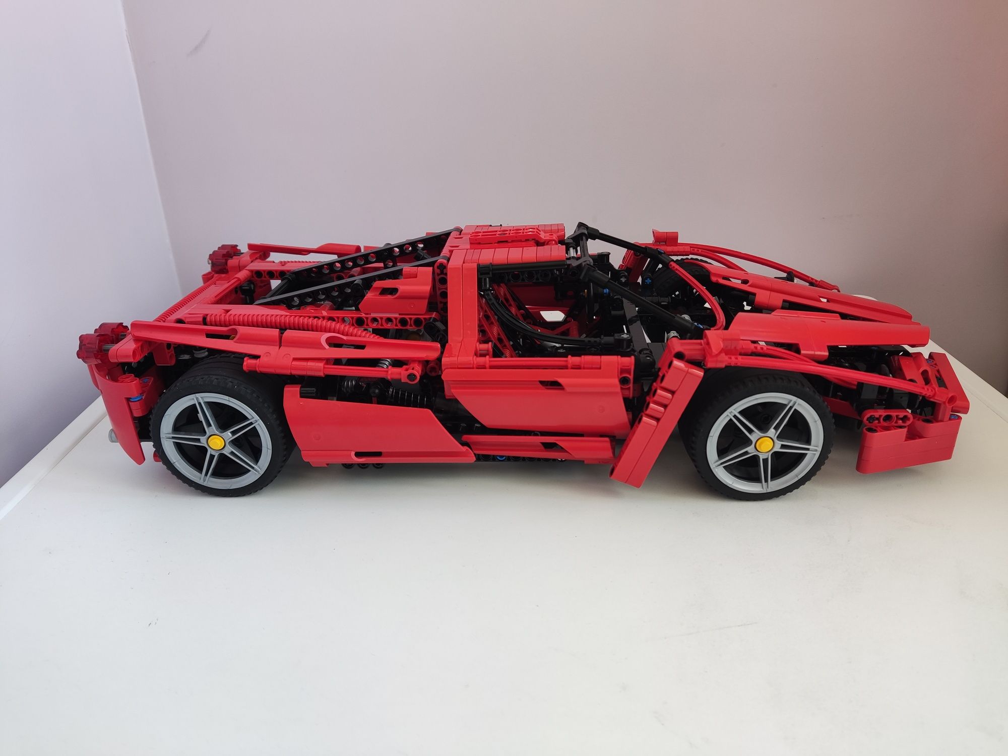 Lego Ferrari Enzo 8653 1:10