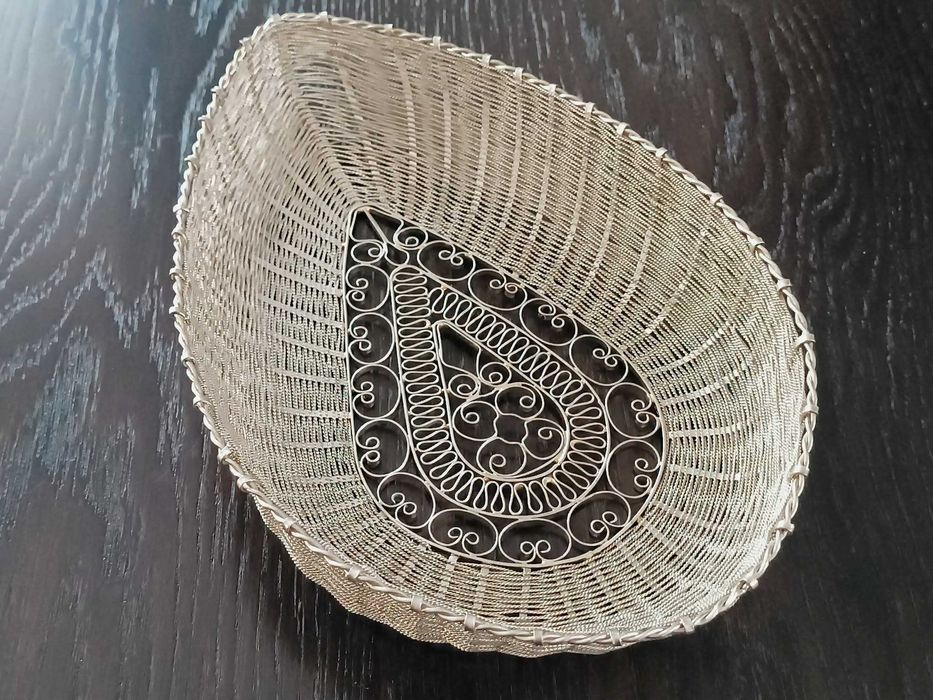 Зашеметяващ филигран