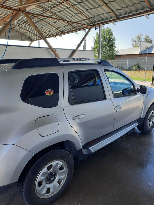 Vand  dacia duster impecabil