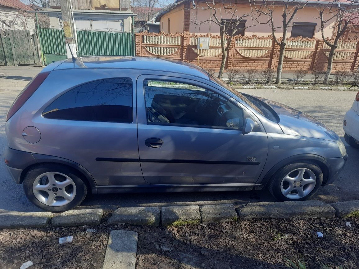 Opel corsa C 1200 cmc de vanzare