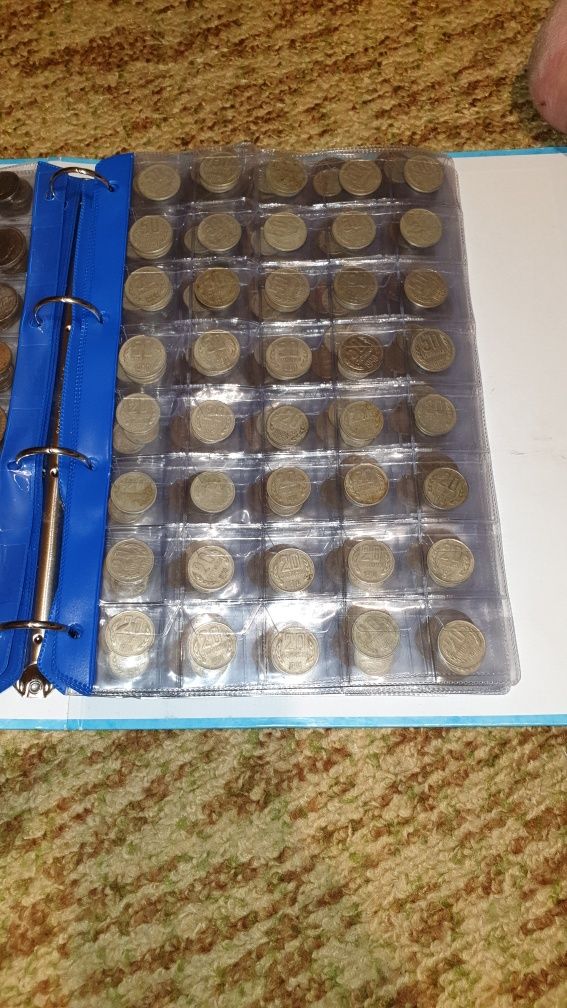 Продавам стари Български монети от 1888 г до 1997 г различни номинали