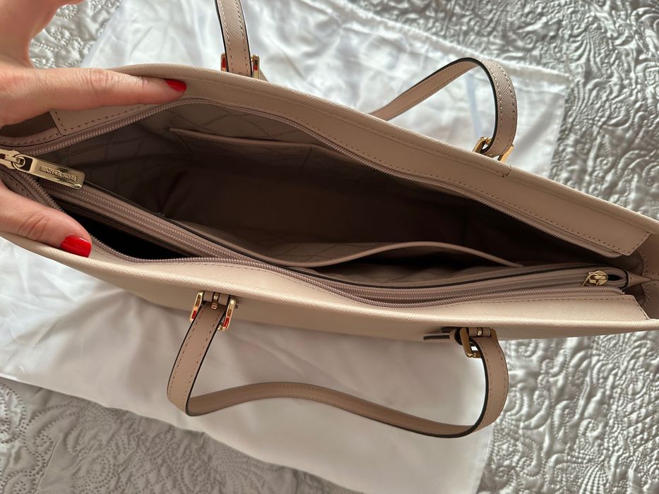 Michael Kors geanta Jet Set Medie din piele Saffiano