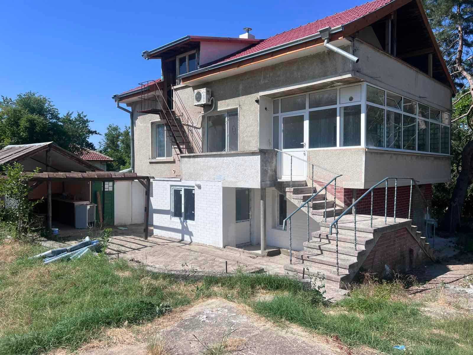 Реновирана къща с.Крумово