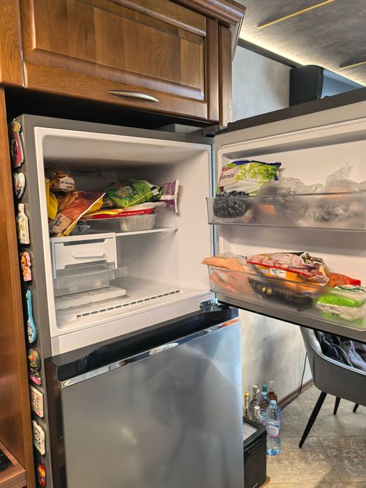 Хладилник LG гаранционен