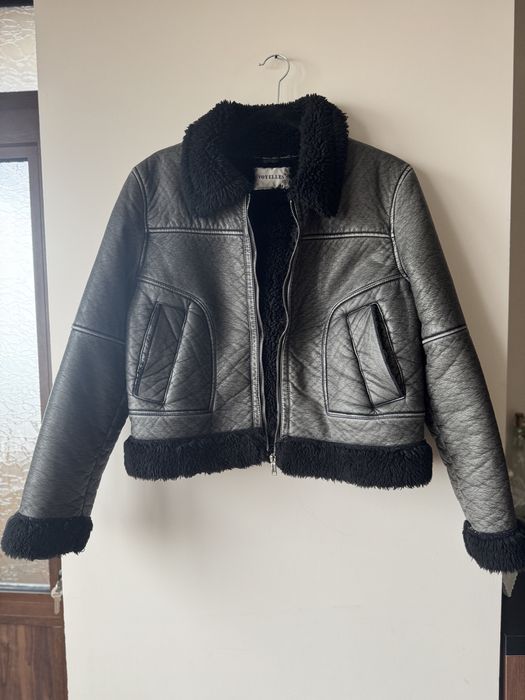 Дамско яке М размер