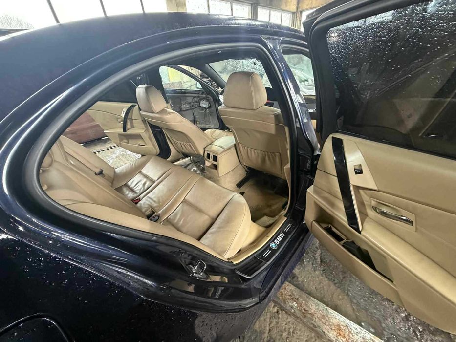 кожен салон и черен таван bmw e60 530d бмв е60