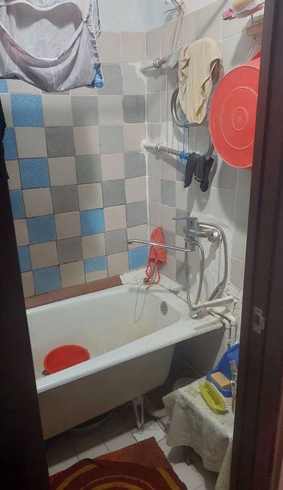 Квартира на Башлык 1/1/5 общ пл 39м ,балкон 2*3