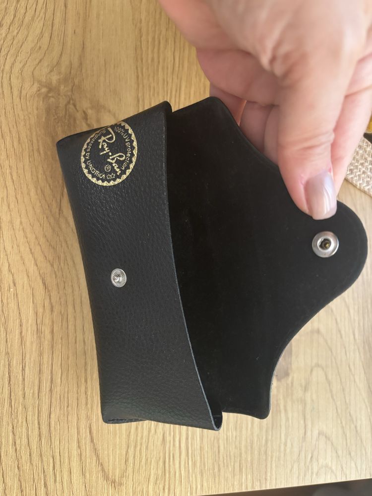 Оригинарен калъф Rayban