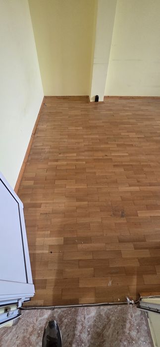 Естествен паркет 20 кв.м.