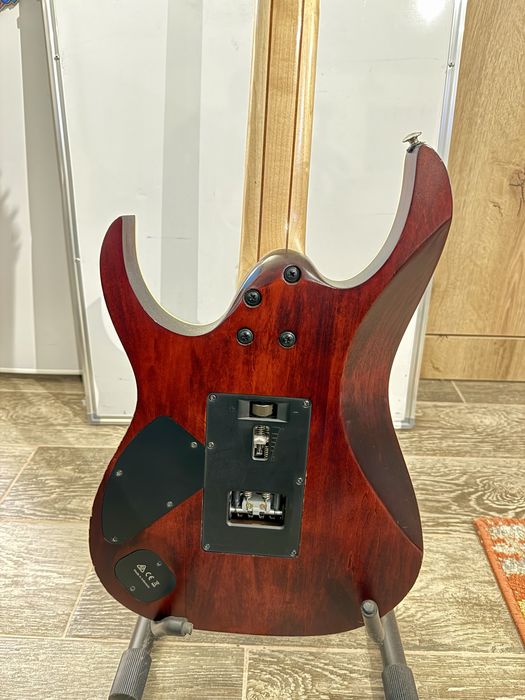 Ibanez Premium RG870RWZ + Hardcase original