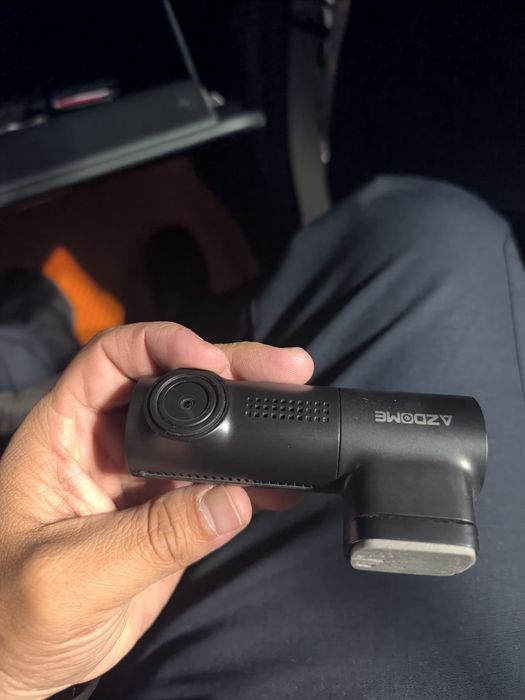 Videoregistrator Azdome 128 gb fleshka kabel