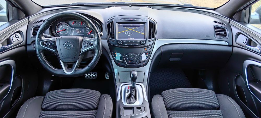 Opel Insignia AUTOMAT, OPC Line, Diesel, Padele, BiXenon