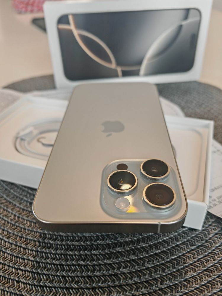 Iphone 16 pro max Natural titanium НОВ