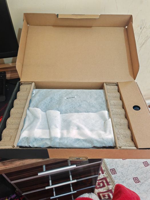 Ноутбук Асер в новом состоянии