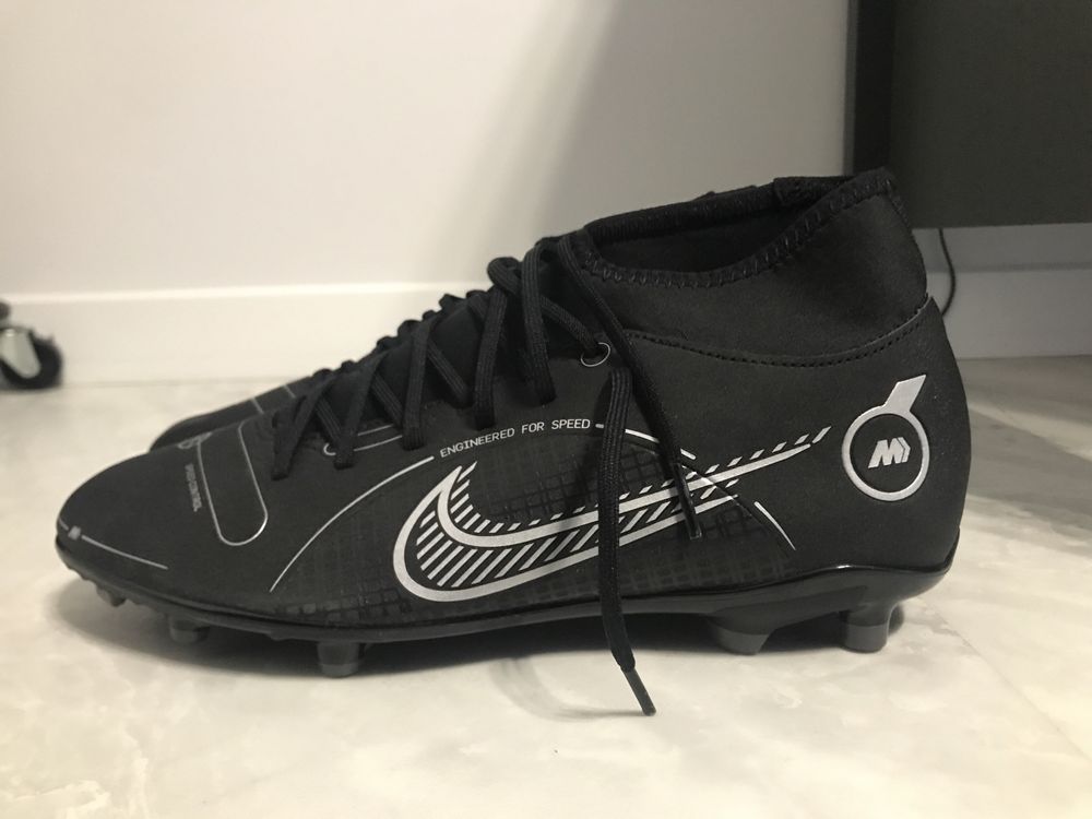 Футболни бутонки Nike 42,5