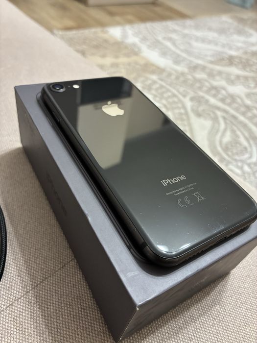 Iphone 8, 256GB в хорошем состоянии.