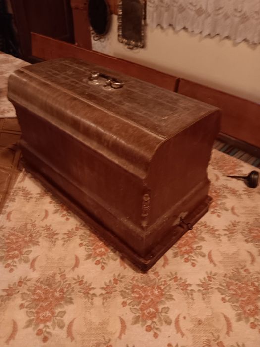 Стара шевна машина