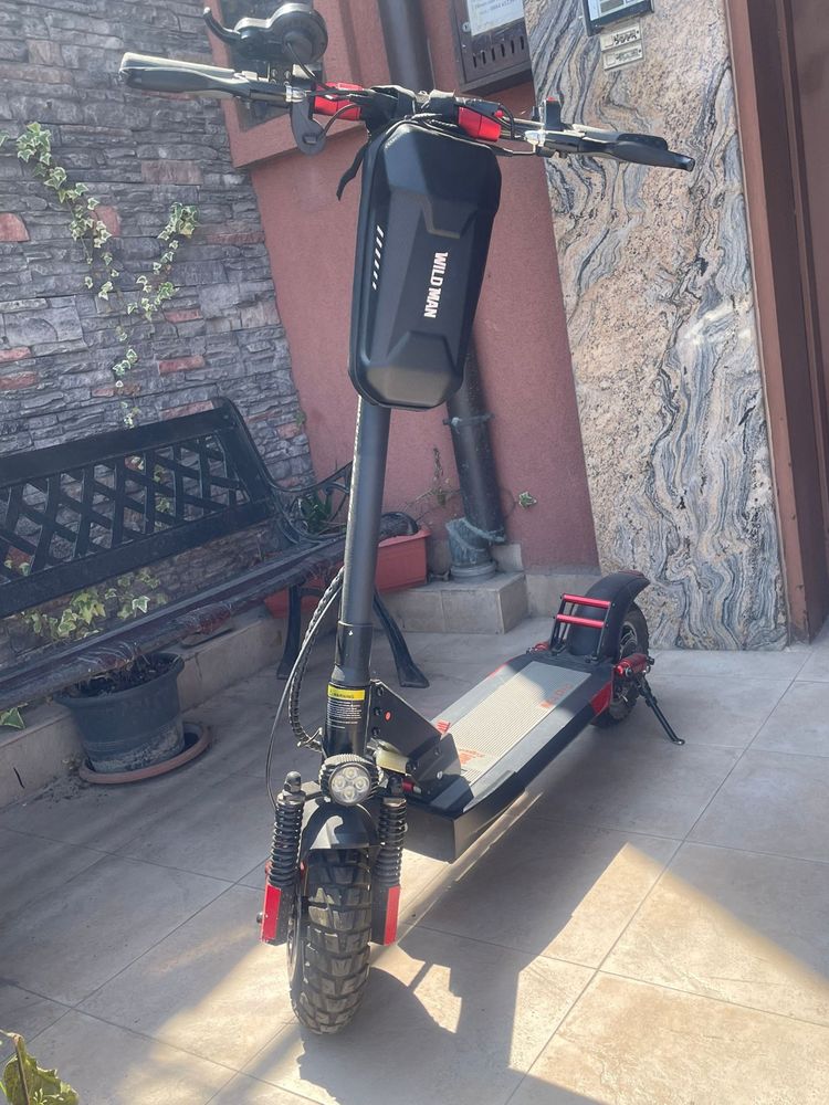 Електрическа тротинетка KUGOO KIRIN M4 Pro