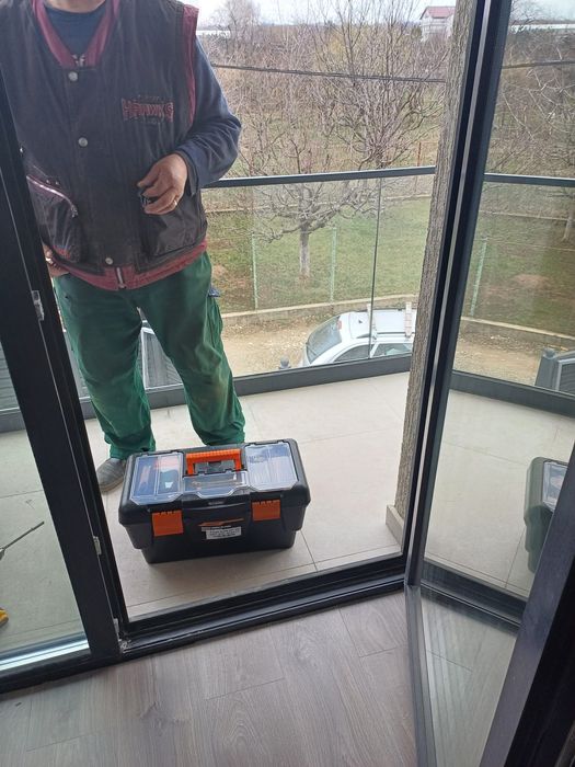 Balustrada din sticla securizată  !