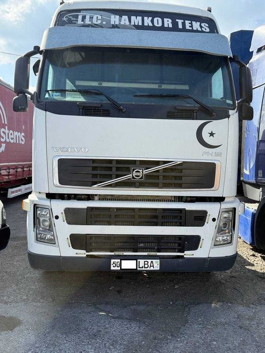 Тягач VOLVO FH12
