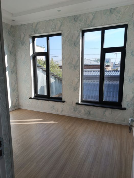 Новый дом 2 этажный с подвалом 6 ком,холл 3 сан узла