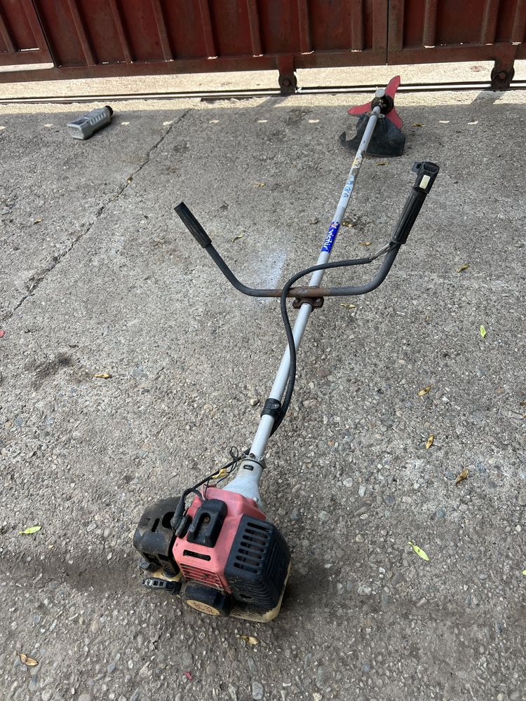 Trimmer solo cu stea