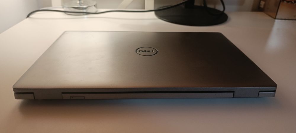 Laptop Dell Latitude 5520