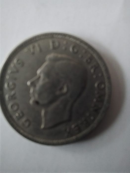 Продавам различни видове монети и банкноти