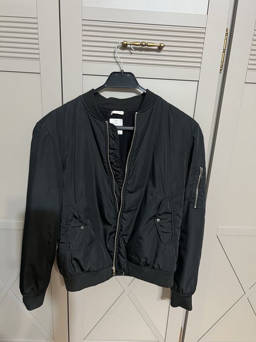 Бомбер куртка Zara жилет