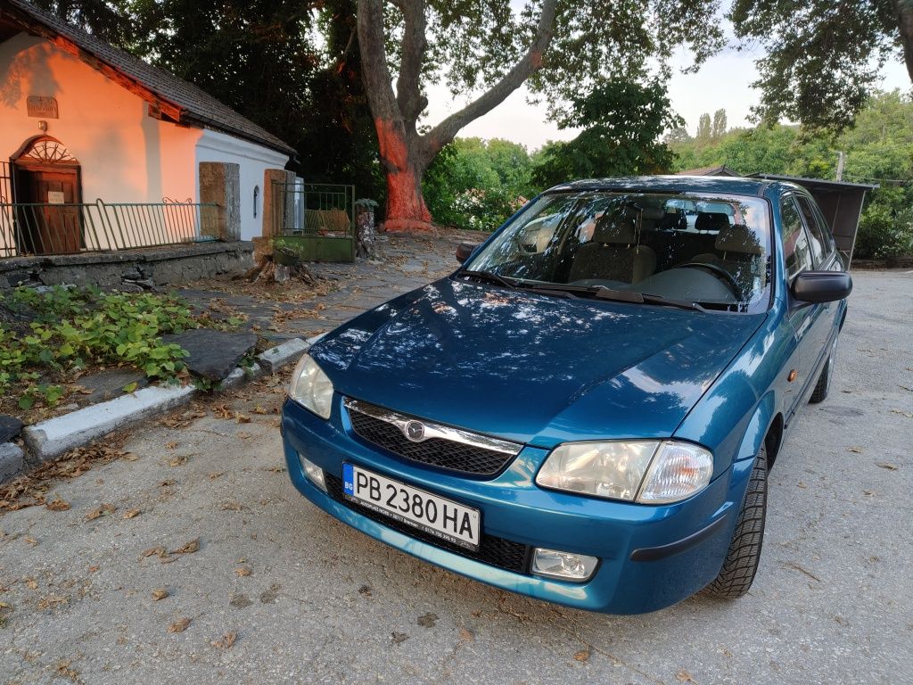 Продава  Mazda 323 F
