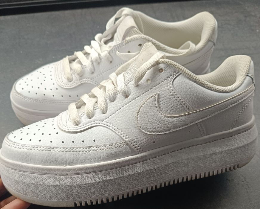 Маратонки  NIKE court vision