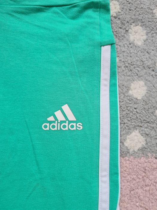 Pantaloni scurti Adidas XS
