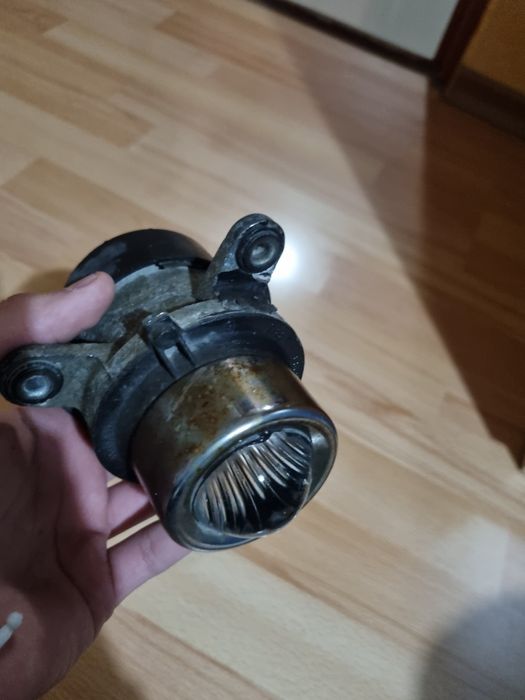 Халогени за Алфа 147