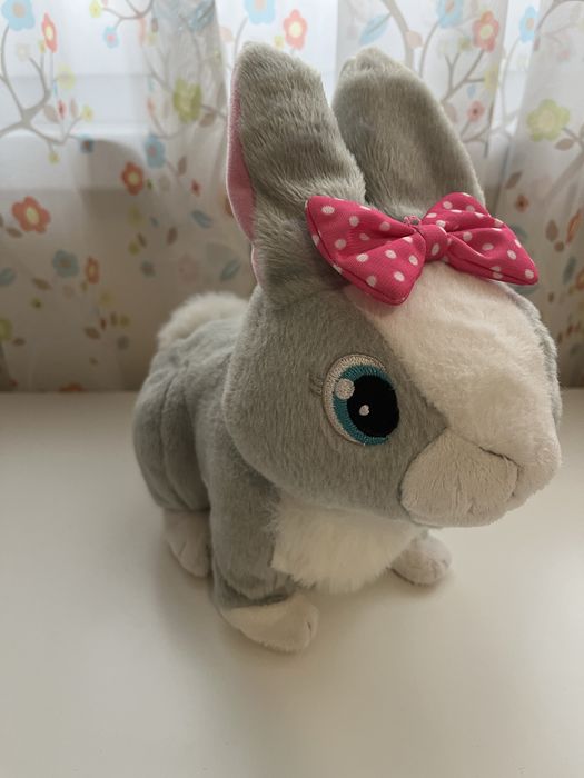 Интерактивно зайче “Бетси”