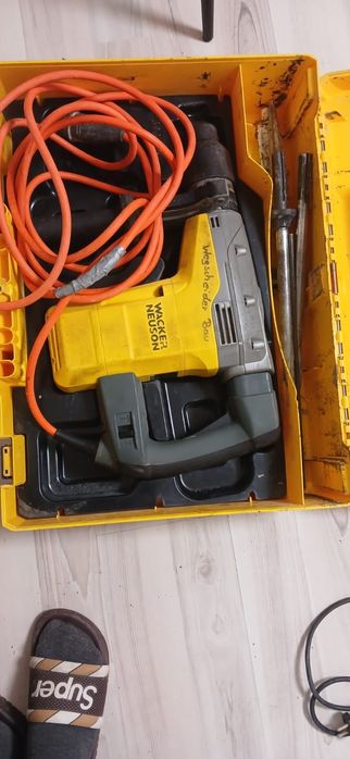 Vând picamare HILTI TE 700 AVR  picamar  WACKER  NEUSON