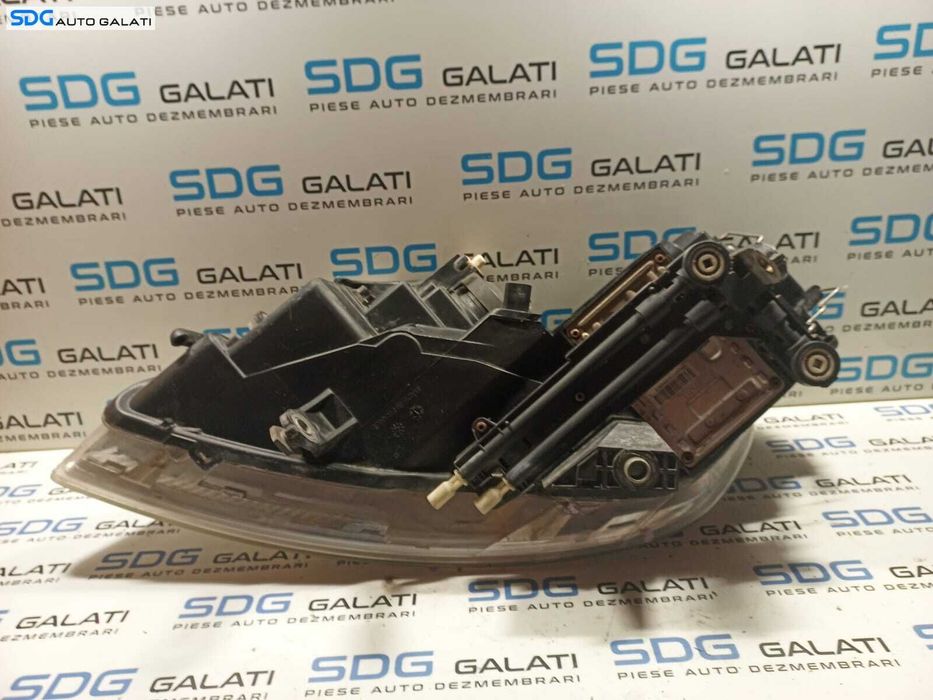 Far Dreapta Xenon cu Lupa Volkswagen Phaeton 2002 - 2010 [L0913]