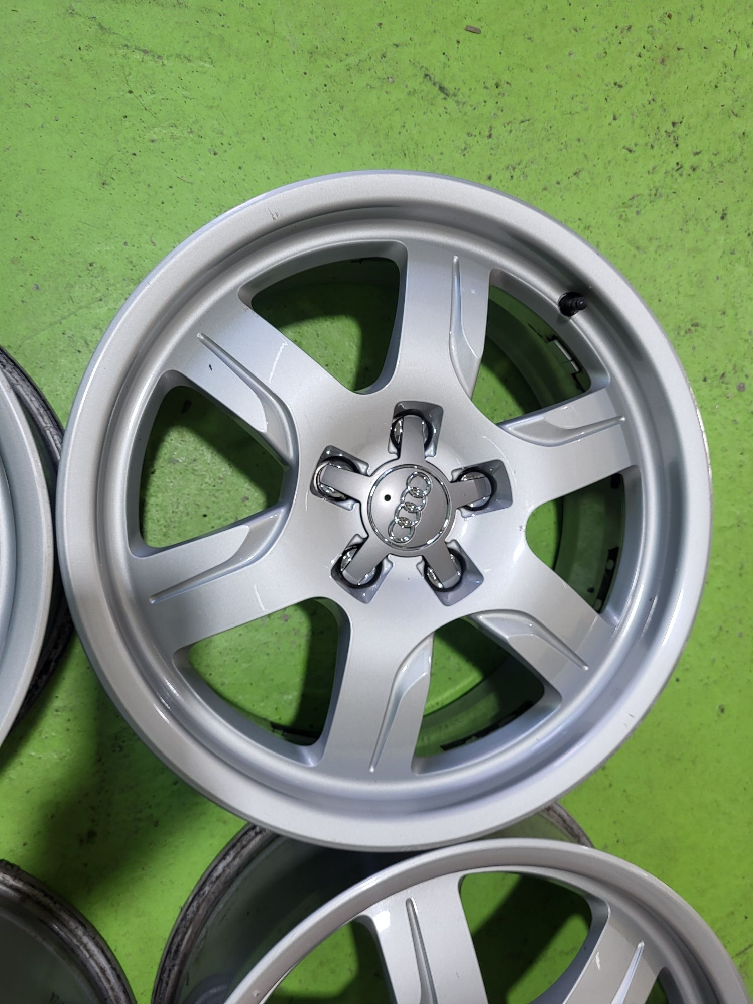17 5x112 Audi A4 A5 A6 лети джанти 5х112 ауди