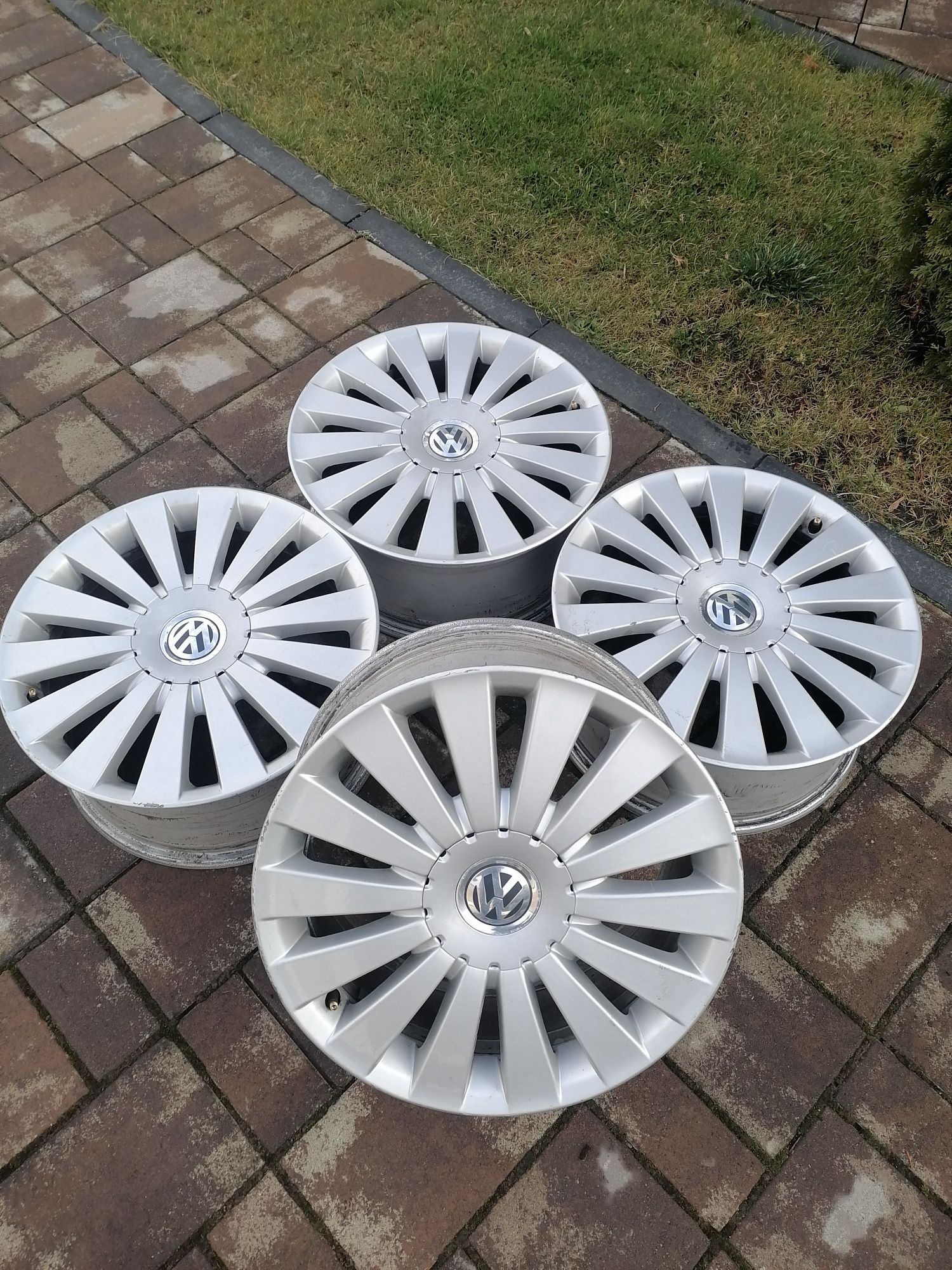 *Jante 16" 5x100-Golf/Seat/Skoda --Jante 17"-5x112-