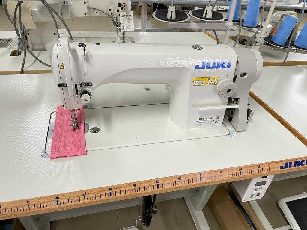 Masina de cusut liniar Juki DDL 8700