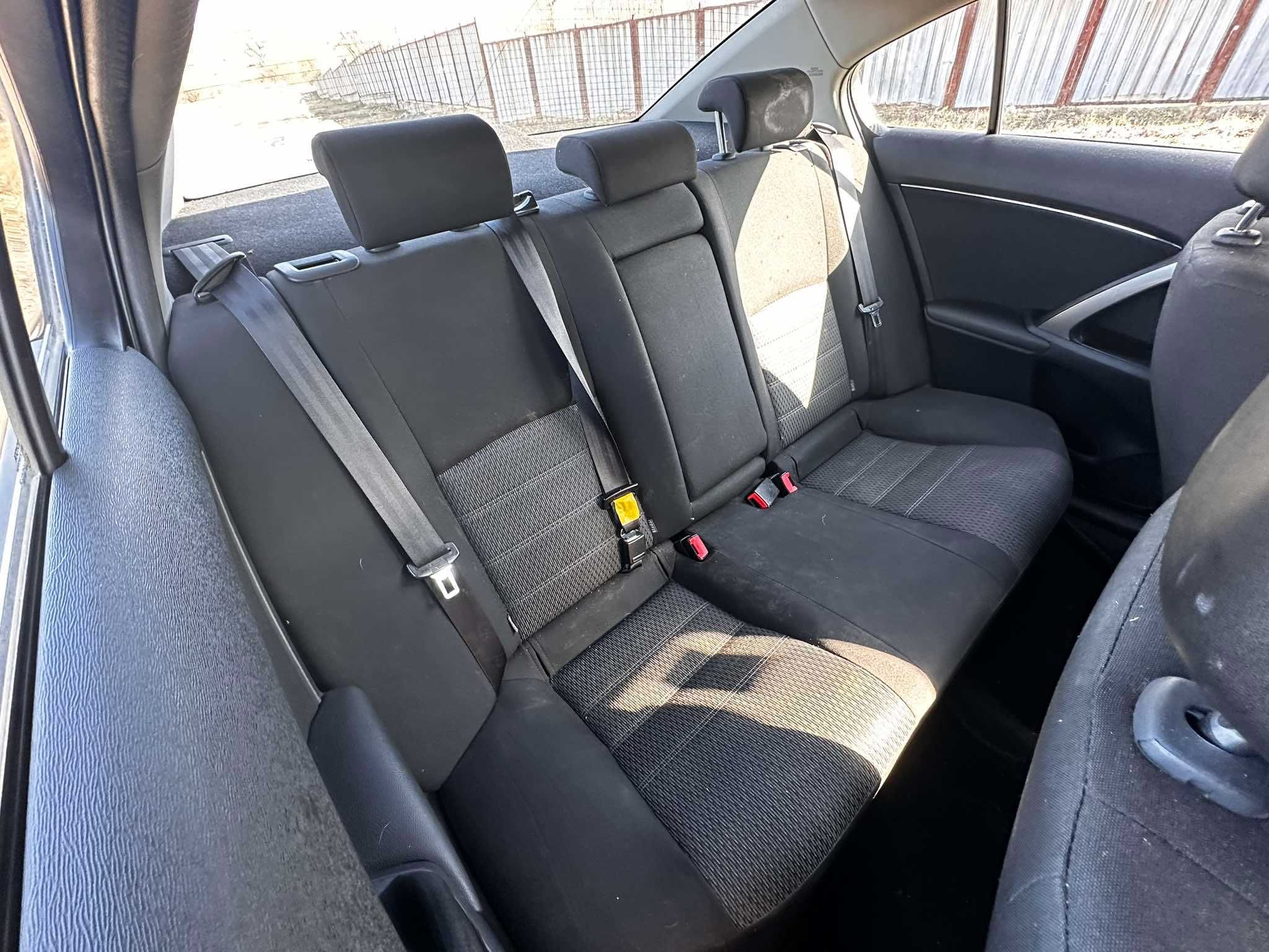 НА ЧАСТИ Toyota Avensis T27 2.0D-4d 124к.с 2013г