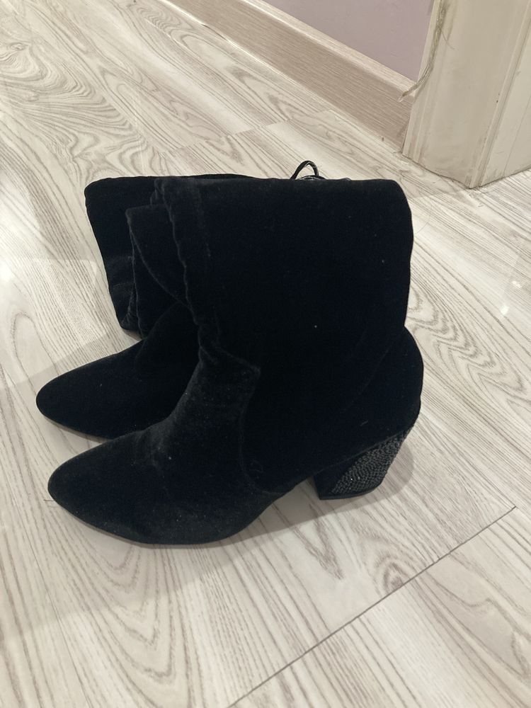 Бархатные сапоги, ботфорты stuart weitzman