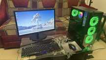 Pc+ monitor+ tastatura si mous