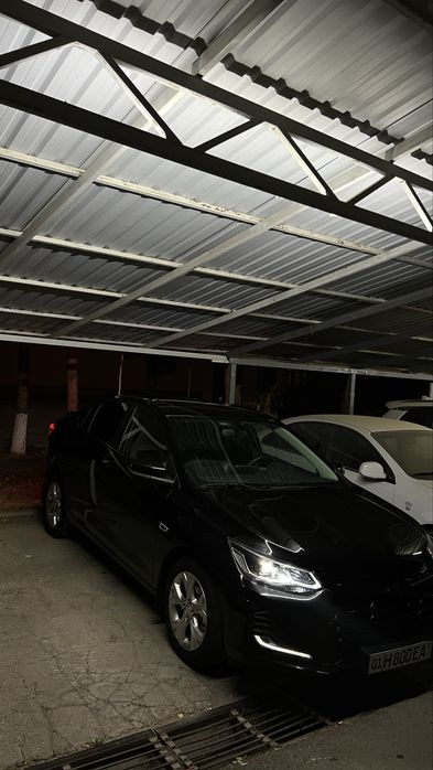 Onix Premier 2 Turbo AT PLUS 1800km новая