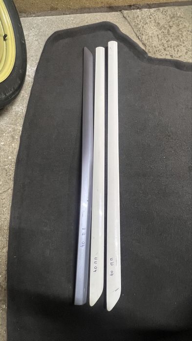 Молдинг двери Камри 40 Араб